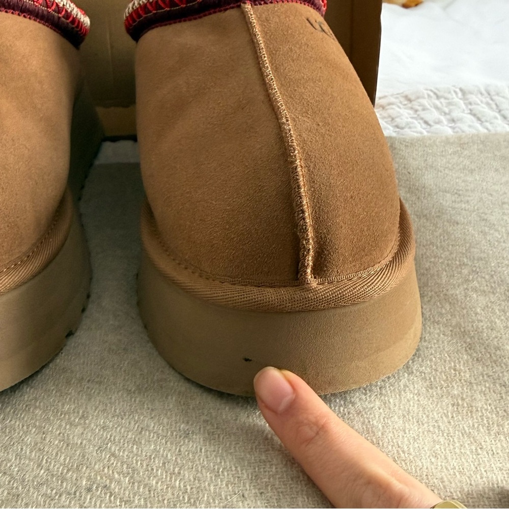 UGG Women's Brown Slippers with Red Trim - Picture 3 of 11